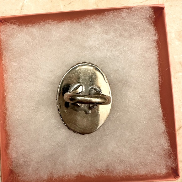 GORGEOUS MEXICAN SILVER TWIST DETAIL STONE RING - Picture 4 of 4